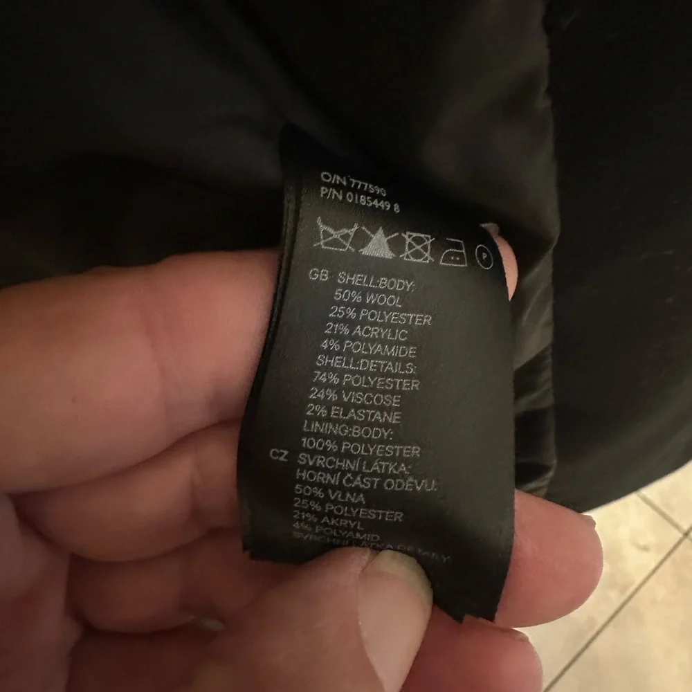 H&M Textured Black Trench Coat - Picture 7 of 12
